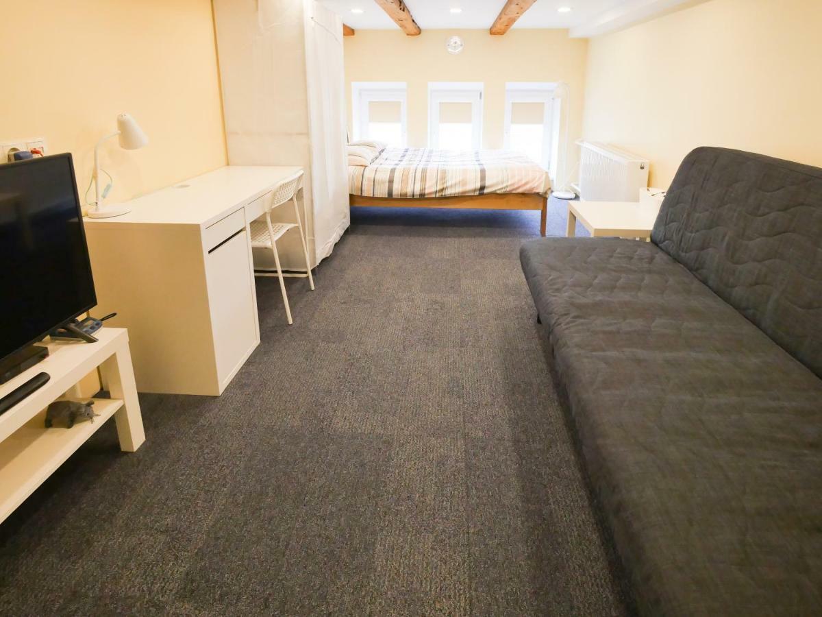 Low Ceiling Apartment 리가 외부 사진